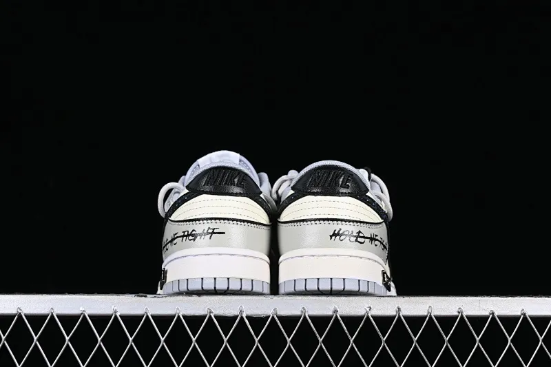 All Categories Nk SB Dunk Series Nk SB Dunk Low Low-top sneakers Customized large box Nk Dunk Low "Miami Hurricanes" Space Exploration Star Trek Customized version of deconstructed straps retro distressed low-top sneakers DJ6188-003